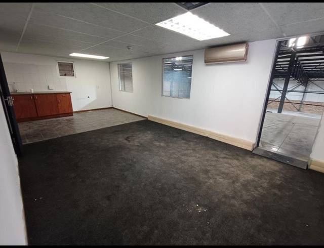 INDUSTRIAL PROPERTY TO RENT IN LASER PARK